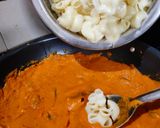A picture of step 5 of Makhani macaroni.