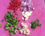 Foto langkah ke 5 dari resep Nila Bakar Teflon, Sambal Matah.