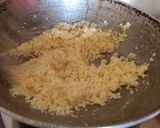 A picture of step 2 of Strawberry sheero.