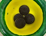 Foto del paso 1 de la receta: Mona de chocolate blanco y oreo Pokémon