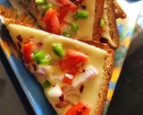 A picture of step 4 of Cheese chilli toast.