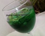 A picture of step 2 of Mint mocktail.