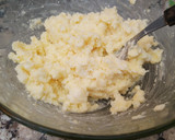 Foto del paso 2 de la receta: Ñoquis de queso Port Salut fáciles y rápidos