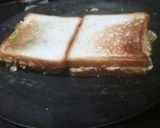 A picture of step 5 of Veggie mayo sandwich.