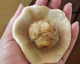 कांदा बटाट कचोरी (kanda batata kachori recipe in marathi) रेसिपी स्टेप 3 फोटो 