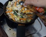 Foto langkah ke 3 dari resep Sarang Bandang (Asem-asem Daging Sapi).