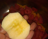 Foto del paso 1 de la receta: Ensalada de Frutas 😍