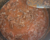 Foto del paso 2 de la receta: Bistec en salsa de tomate guaje asado