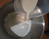 Foto langkah ke 2 dari resep Donat Meizena.