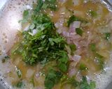A picture of step 5 of Spanish omelette.