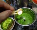 A picture of step 3 of Mooli ke patte ki chutney.