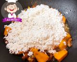Foto langkah ke 5 dari resep Vegan Pumpkin Rice alaMetut 👩‍🍳.