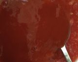 A picture of step 2 of Gravy and Boerewors.