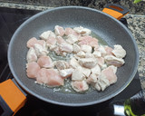 Foto del paso 1 de la receta: Pollo con almendras