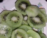 A picture of step 1 of Kiwi 🥝 soda.