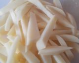 A picture of step 1 of Mayo garlic French Fries.
