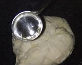 A picture of step 6 of Pizza Without Oven.