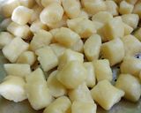 Foto del paso 4 de la receta: Ñoquis de mandioca con salsa rojo