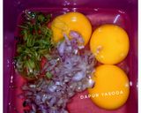 Foto langkah ke 1 dari resep Nasi Telur Hongkong.