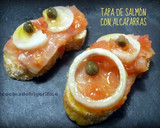 Foto del paso 4 de la receta: Salmón ahumado con alcaparras