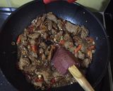 Foto langkah ke 4 dari resep Daging Kecap Pedas.