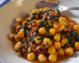 Foto del paso 4 de la receta: Garbanzos con espinacas y jamón