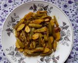 A picture of step 3 of Parwal with Jackfruit Seed.