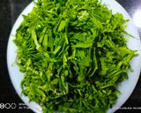 A picture of step 1 of બ્રેડ પાલક પકોડા.
