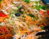 Hình bước làm 3 của món Miến xào thịt gà