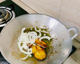 Gambar langkah 2 resipi Ikan Tenggiri Goreng Cili Api.