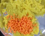 A picture of step 2 of Veg lollipop.