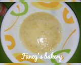 A picture of step 3 of Banana pancake.
