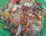 Foto langkah ke 3 dari resep Ayam ungkep cabe iris.