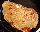 Foto del paso 3 de la receta: Omelette de jamón y queso a mi manera🇺🇾