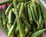 A picture of step 1 of Dahi wali bhindi.