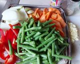 Foto langkah ke 1 dari resep Cah Buncis Wortel Paprika.
