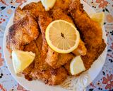 Klasszikus rántott harcsa recept fázis 6 fotója