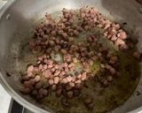 Foto del passaggio 4 della ricetta Mezze maniche al pesto di fave e pancetta