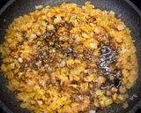 Foto del paso 9 de la receta: Buñuelos de repollo y zanahoria con salsa picante de ajo dulce