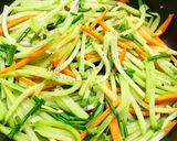 Hình bước làm 2 của món Su Su Cà Rốt Xào Tỏi