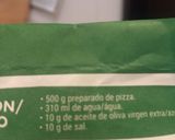 Foto del paso 3 de la receta: Masa de pizza con multisemillas casera con queso de untar y verduras
