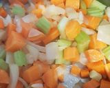 A picture of step 3 of Chickpea vegetable sauce.