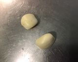 Une image de l'étape 2 de Soupe de pommes de terre et courgettes à la tomate.