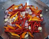 Foto langkah ke 3 dari resep Sambal Cumi Asin.