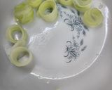 Foto del paso 2 de la receta: Rollitos de pepino y zanahoria para acompañar ensaladas
