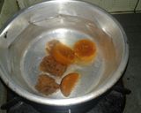 Foto langkah ke 2 dari resep Kunirasem (Kunyit Asam) pake Bubuk kunyit instan.