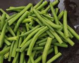 સોતે ફ્રેન્ચ બીન્સ વિથ વ્હાઈટ સોસ (Saute French Beans with White Sauce Recipe in Gujarati) રેસીપી સ્ટેપ1ફોટો