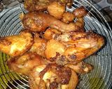Foto langkah ke 5 dari resep Ayam Goreng Ungkep Bumbu Kuning.