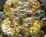 A picture of step 6 of Maggi Donut.