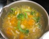 Foto langkah ke 3 dari resep MPasi Sup Kabocha Brokoli.